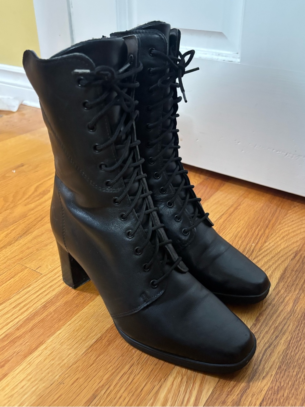 Women's Black Lace-Up Block Heel Boots
